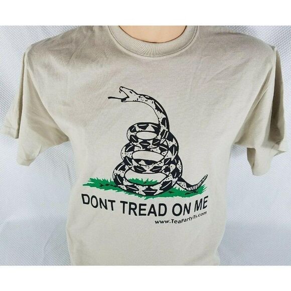 Tea Party Shirt Dont Tread On Me Political Tan Beige Tshirt M - Picture 1 of 6